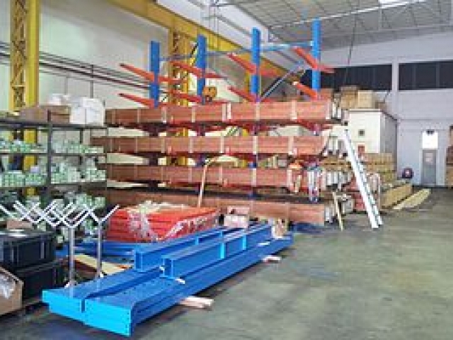 Cantilever Racking for long goods storage