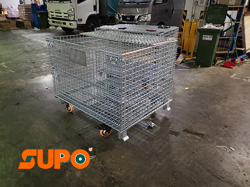 Foldable Wire Mesh Cage with wheels and a top cover