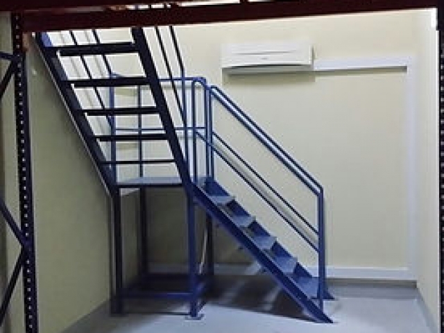 Industrial Staircase — product gallery view 7