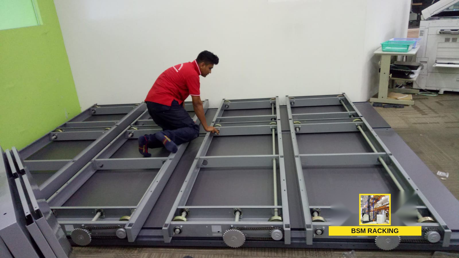 Mobile Compactor mechanical cabinet storage arrangement, project view 13