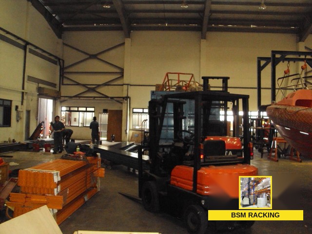 Structural Steel Platform freestanding mezzanine installation, project view 33