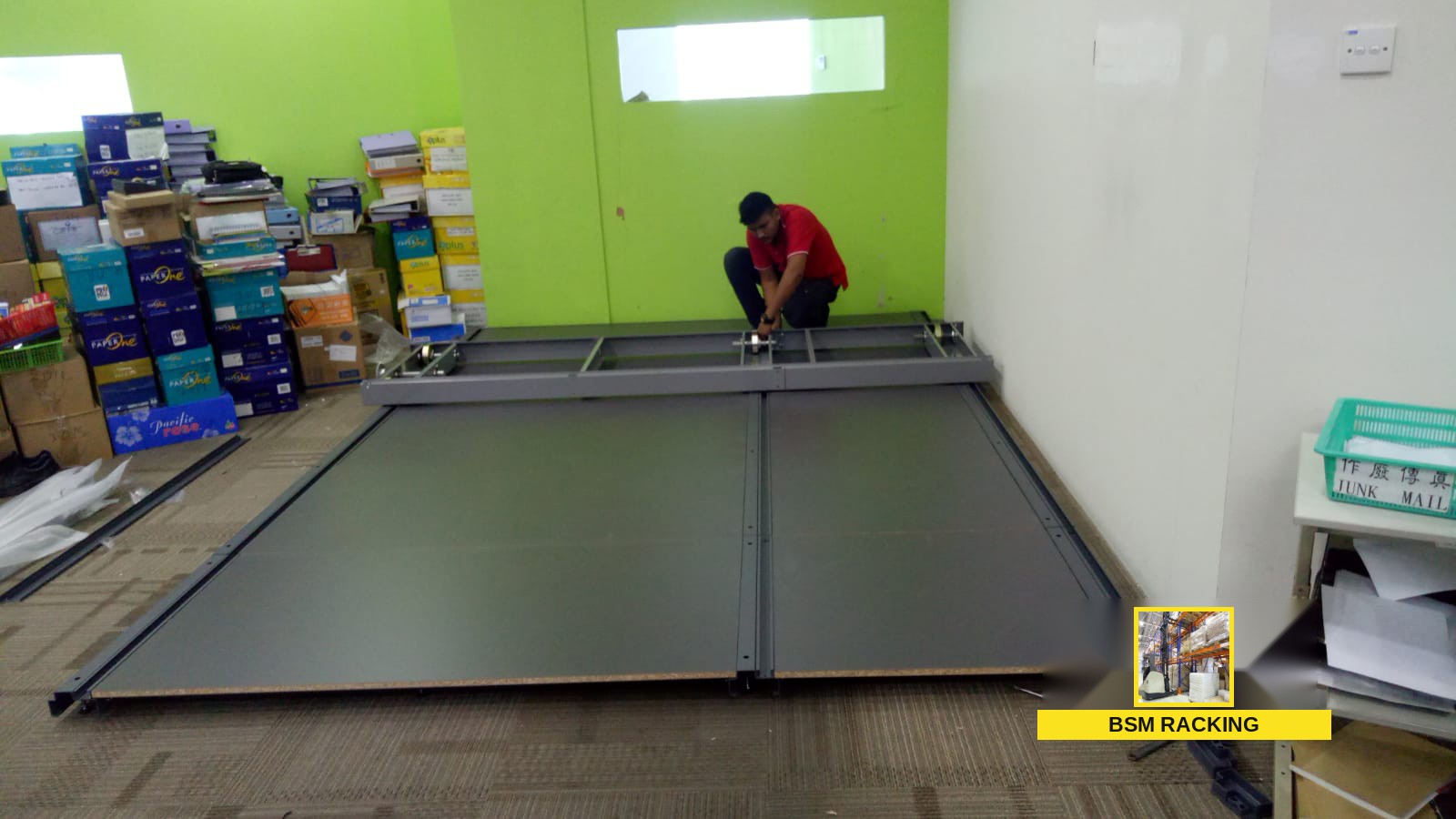 Mobile Compactor mechanical cabinet storage arrangement, project view 20