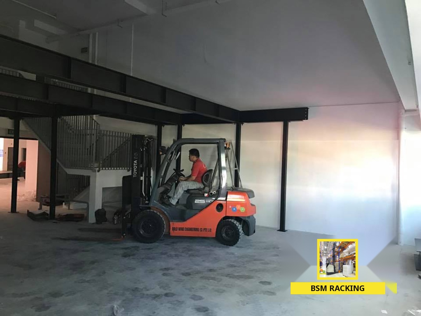 Structural Steel Platform freestanding mezzanine installation, project view 10